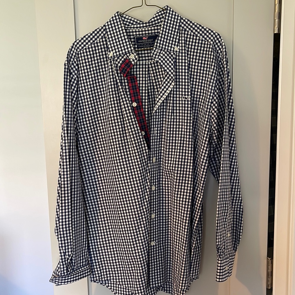 Vineyard Vines LS button down